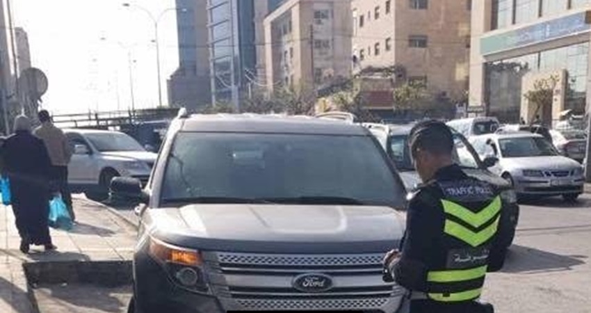 مهم للأردنيين ..  الحبس من شهر الى شهرين وغرامة 300 دينار لمرتكبي هذه المخالفة المرورية 