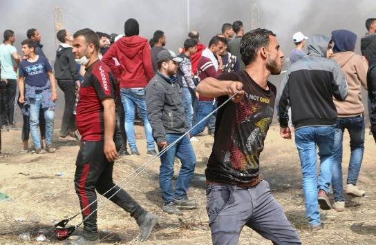 40 إصابة بمسيرة العودة في غزة