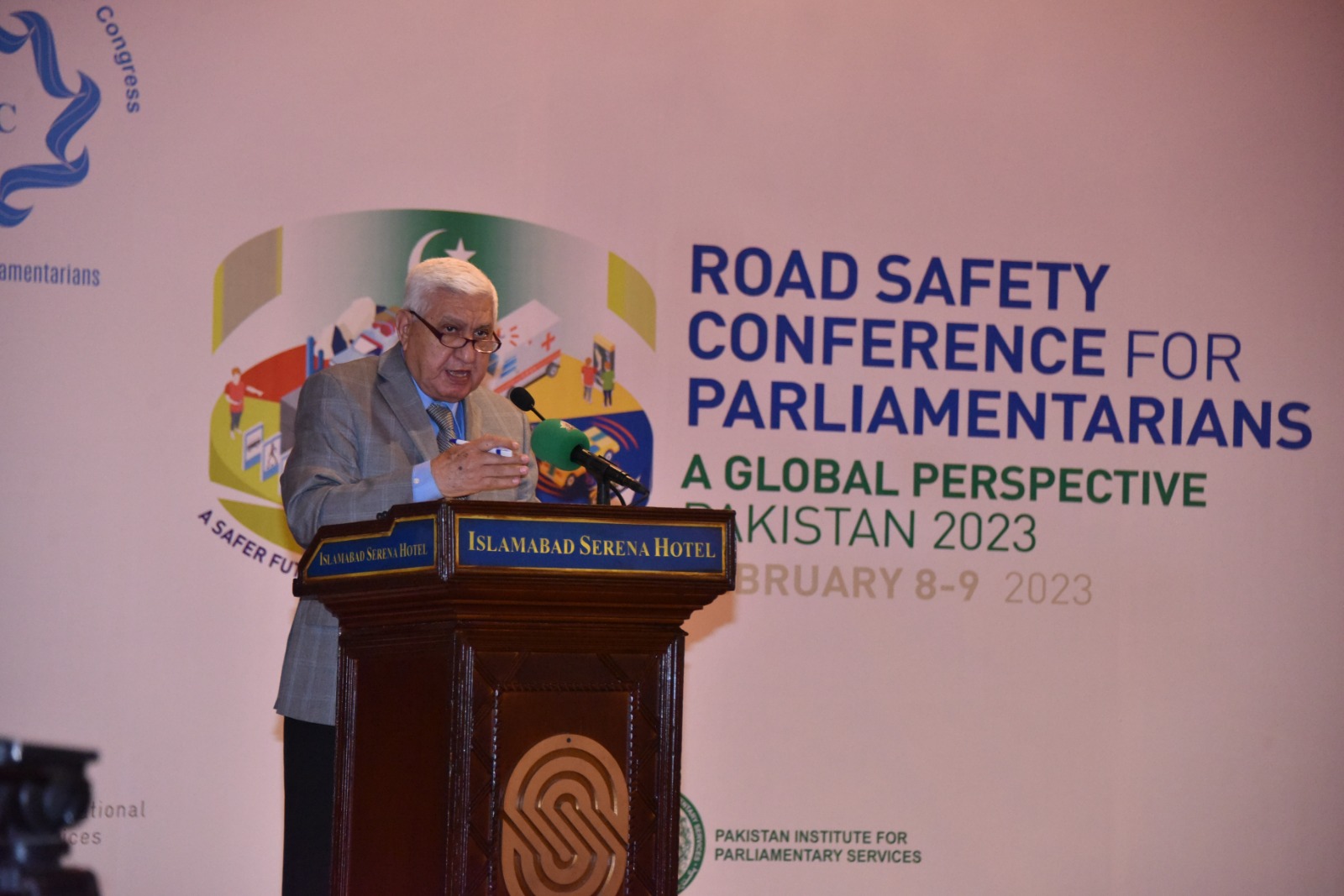 النائب المعايعة يُشارك بمؤتمر سلامة الطريق في الباكستان