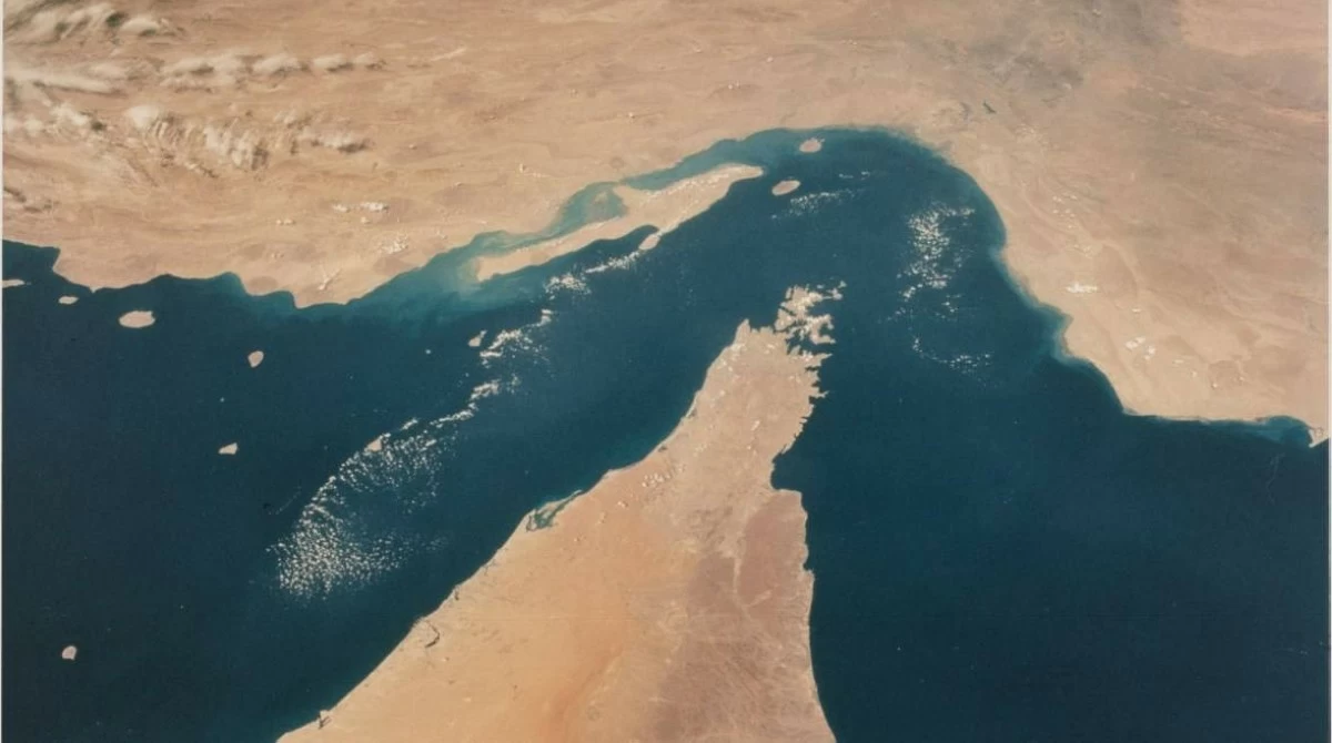 الولايات المتحدة تحض الصين على اقناع إيران بعدم إغلاق مضيق هرمز 