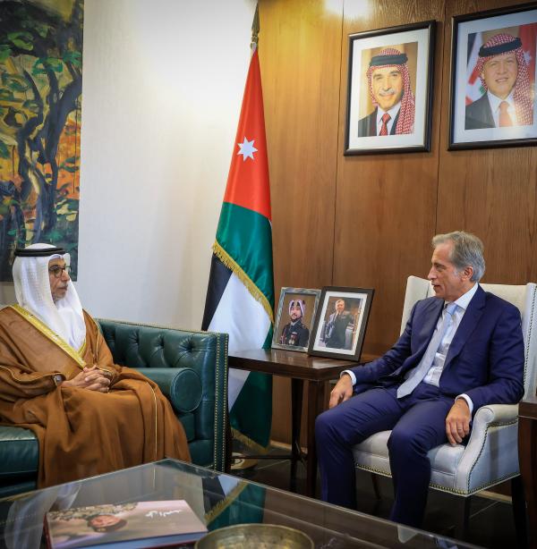 صندوق أبوظبي يمول 5 مدارس تقنية في الأردن بـ 40 مليون دولار ومشروعا للغاز بـ 70 مليونا