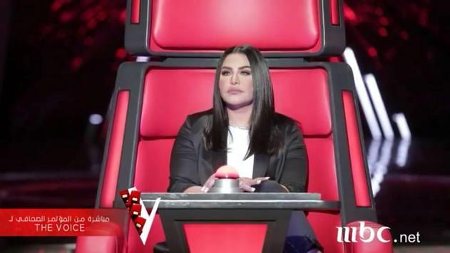 أحلام في لجنة the voice