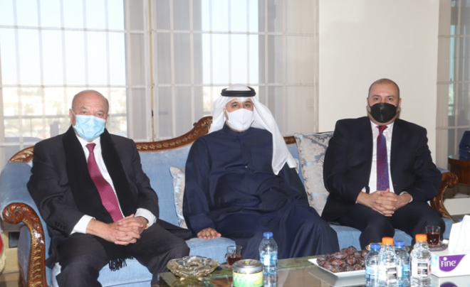 بحضور الفايز و العودات  ..  الديحاني يقيم مأدبة غداء بمناسبة العيد الوطني الستين لدولة الكويت  ..  صور