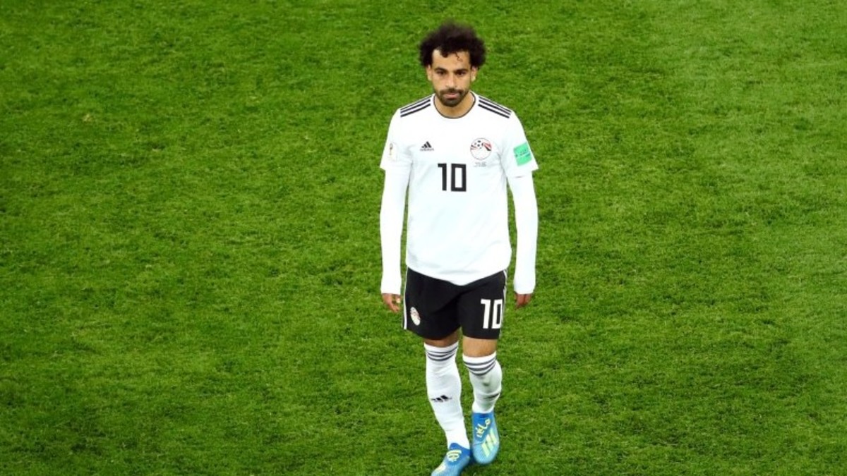 بالصور  ..  هكذا علق النجوم على هزيمة مصر بالمونديال