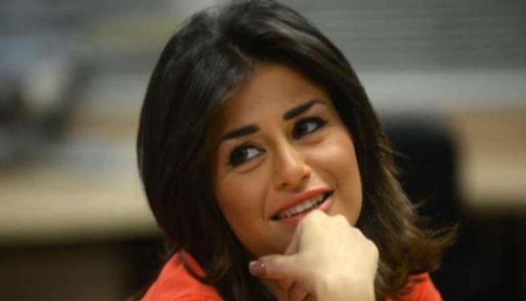 منة فضالي تتعرض للسرقة: الخادمة أخرجت الذهب في أكياس القمامة