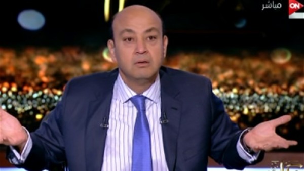 عمرو أديب يبكي على الهواء بسبب أصالة: "منك لله يا شيخة"