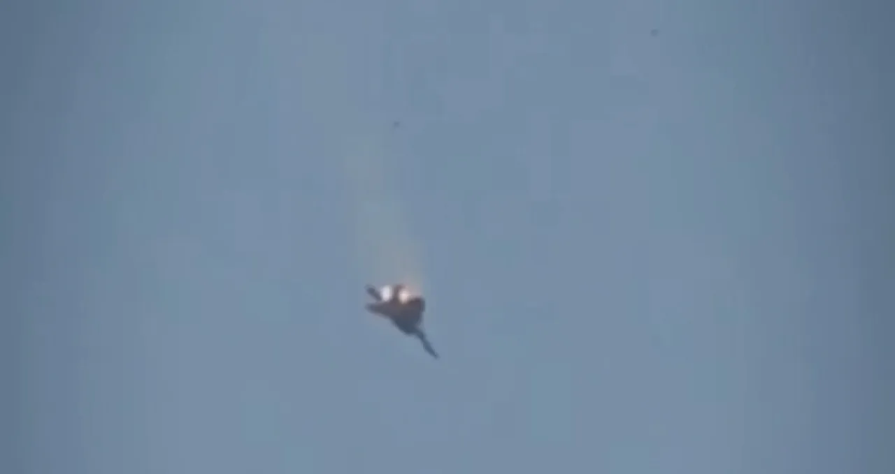 نيويورك تايمز: طائرة قتالية أميركية ثانية تحطمت قرب مضيق هرمز