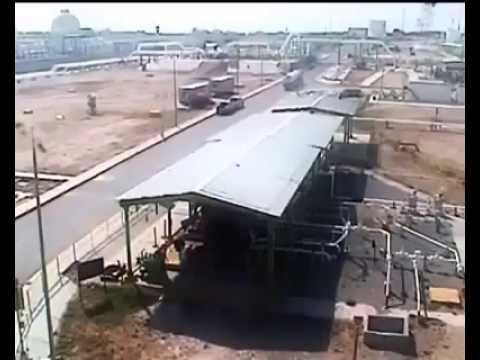 لحظة انفجار انبوب غاز ضخم 