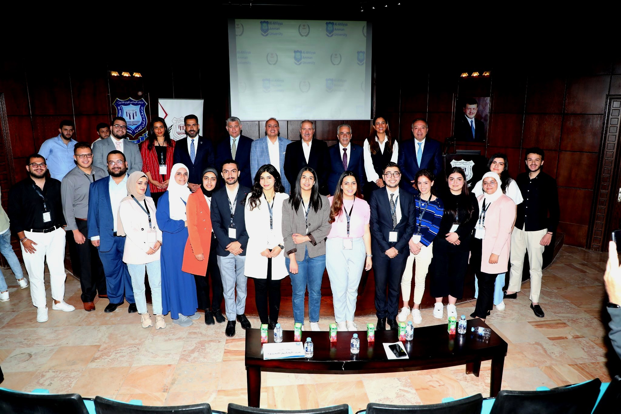 العين ناصر جودة يختتم فعاليات نموذج الأمم المتحدة لطلبة عمان الأهلية   
