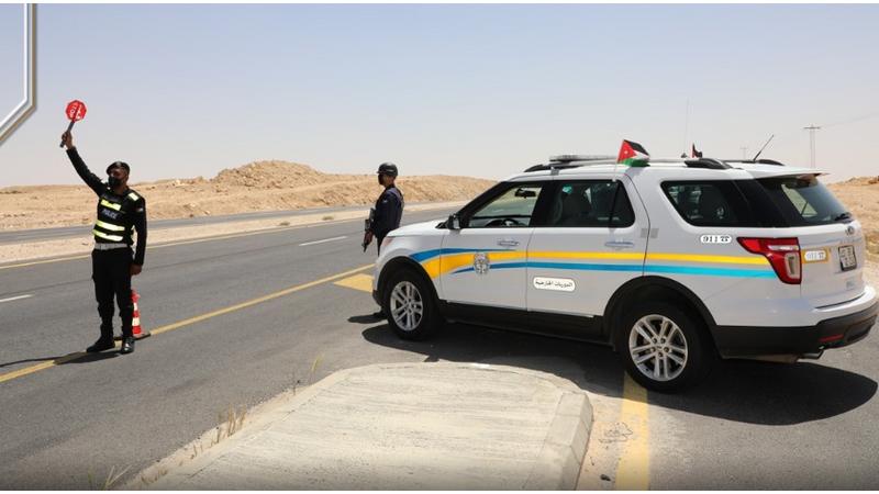 ضبط مركبات بسرعات قاتلة وتحذيرات من ترك الأطفال داخل السيارات
