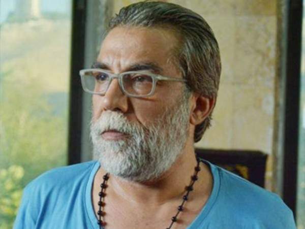 أيمن رضا: انتقدني ممثل والدته تكتب له أعماله  ..  من يقصد؟