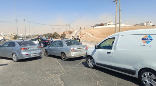 فتح طريق اللجون باتجاه الكرك وتحذيرات من الغبار على الطريق الصحراوي
