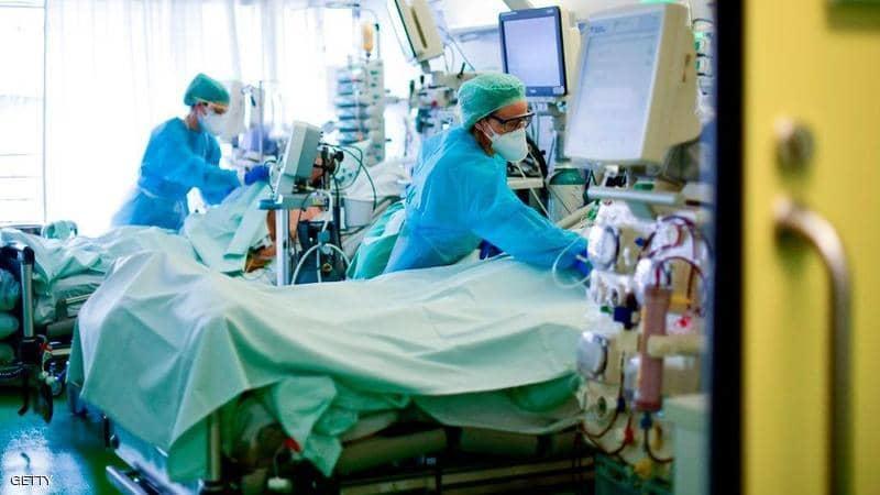 الضمان: نتحمل علاج مصابي كورونا للعاملين بالمستشفيات