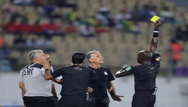 كارلوس كيروش يفتح النار على حكم مباراة مصر والمغرب