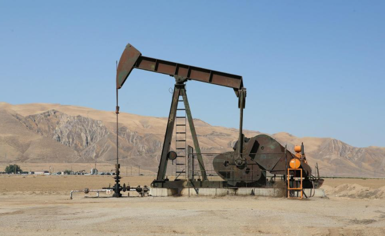 الحكومة تعلن عن فرص استثمارية في التنقيب عن النفط والغاز في 7 مناطق