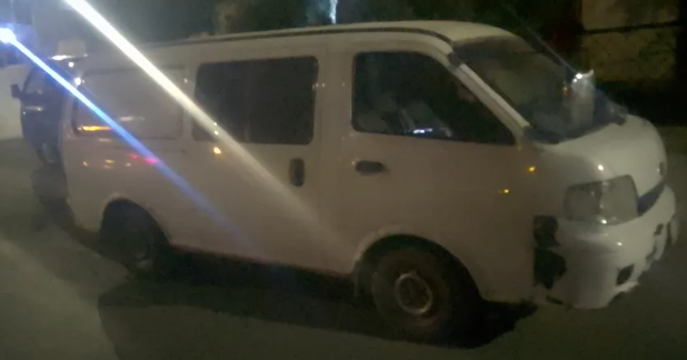 باص بريجو 2005 للبيع