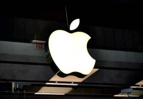 أبل تعلن عن إطلاق أيفون 15 
