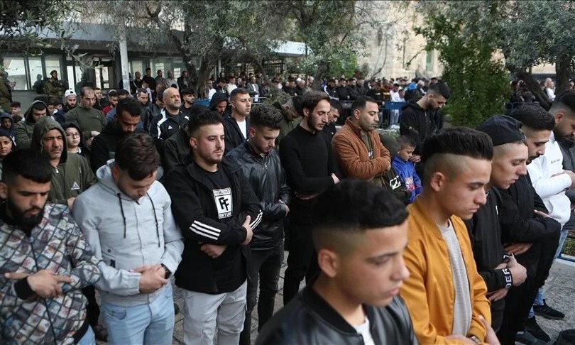 5 آلاف فلسطيني يقيمون صلاة العيد بالمسجد الإبراهيمي