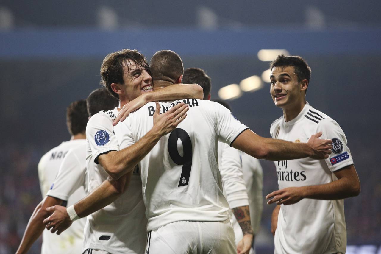 بيريز يبدأ التحضير لتفجير مفاجأة شتوية سعيدة لريال مدريد 