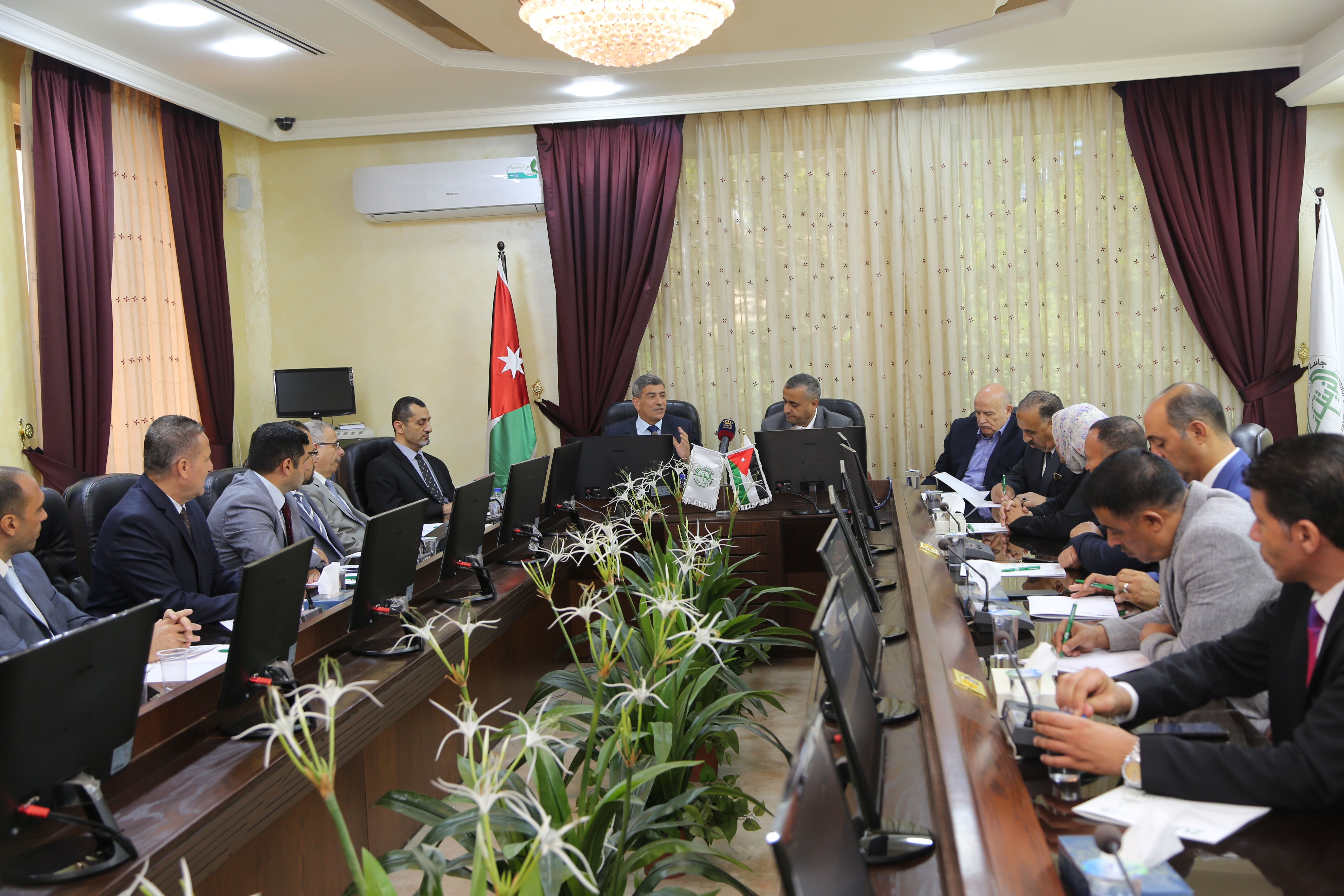 من جامعة الزيتونة الأردنية  لجنة التعليم والشباب النيابية: الجامعات الخاصة رافدا أساسيا للوطن