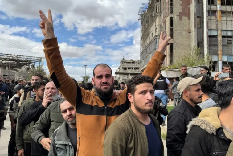 تبادل للأسرى بين الحكومة السورية و"قسد" في حلب