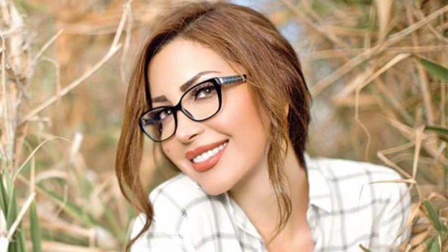 بالفيديو  ..  رقص هستيري لـ نسرين طافش مع ابنة شقيقتها