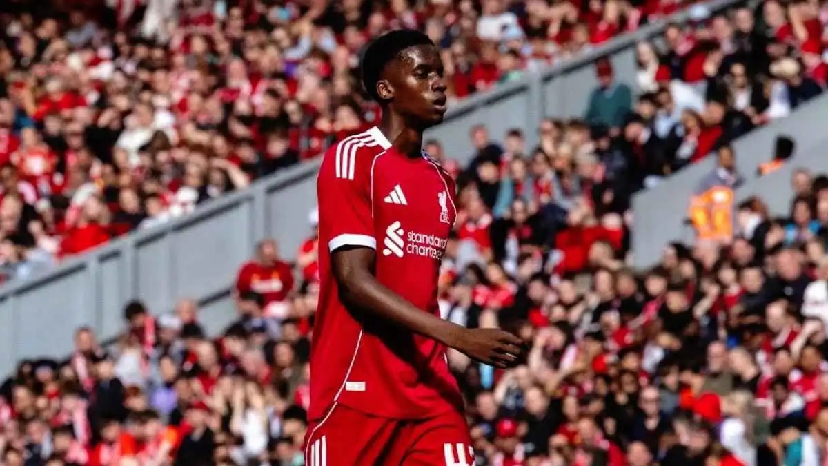 جوهرة جديدة ..  أكثر لاعب أبهر جمهور ليفربول ضد سندرلاند 