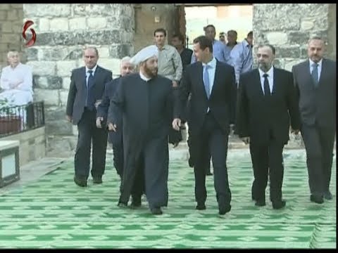 فيديو  ..  الأسد يظهر من جديد وهو يؤدي صلاة عيد الفطر 