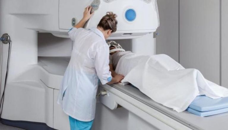 السرطان والأشعة المقطعية ..  جدل علمي بين التشخيص المبكر والخطر المحتمل