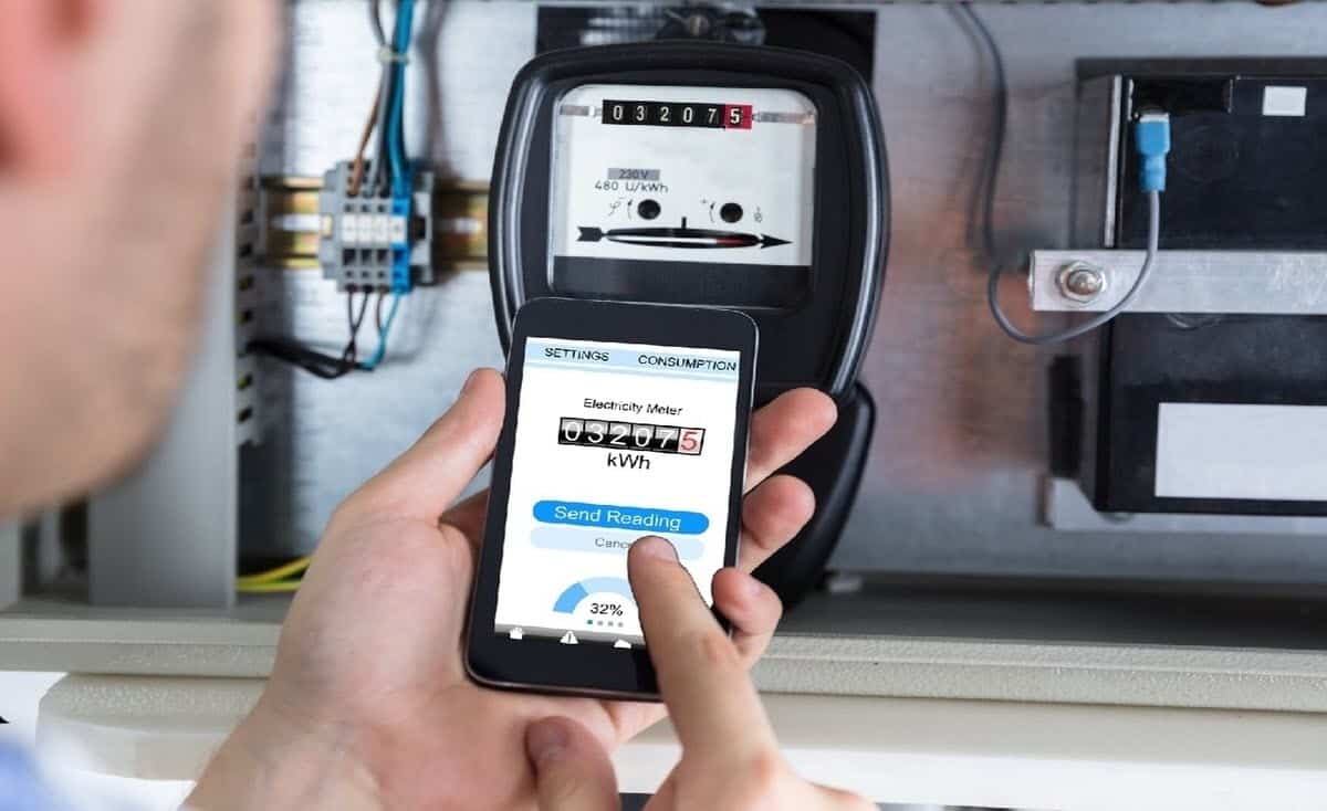 الحكومة تتعهد بإصلاحات واسعة لقطاع الطاقة وتعرفة كهرباء جديدة 