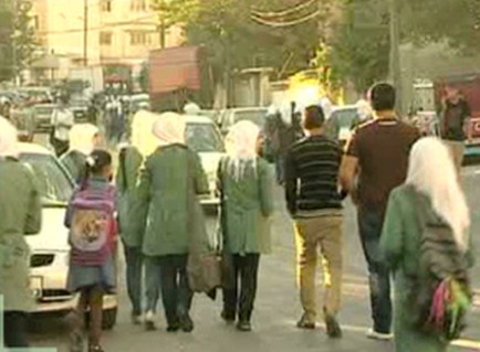 الجلاد : عقوبات صارمة بحق الشباب المتسكعين امام مدارس البنات