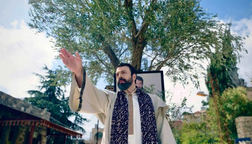 "تحت القصف" ..  تيم حسن يكشف كواليس صادمة حول تصوير "مولانا"