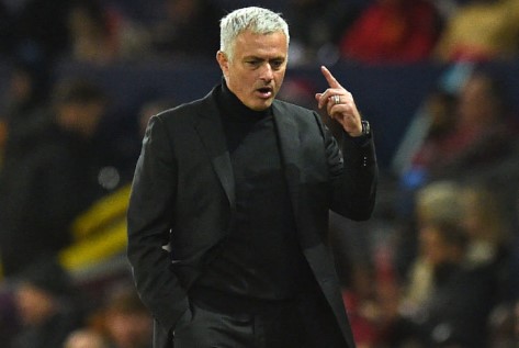 مورينيو يعود إلى الدوري الإنجليزي  ..  قلق جماهير تشيلسي