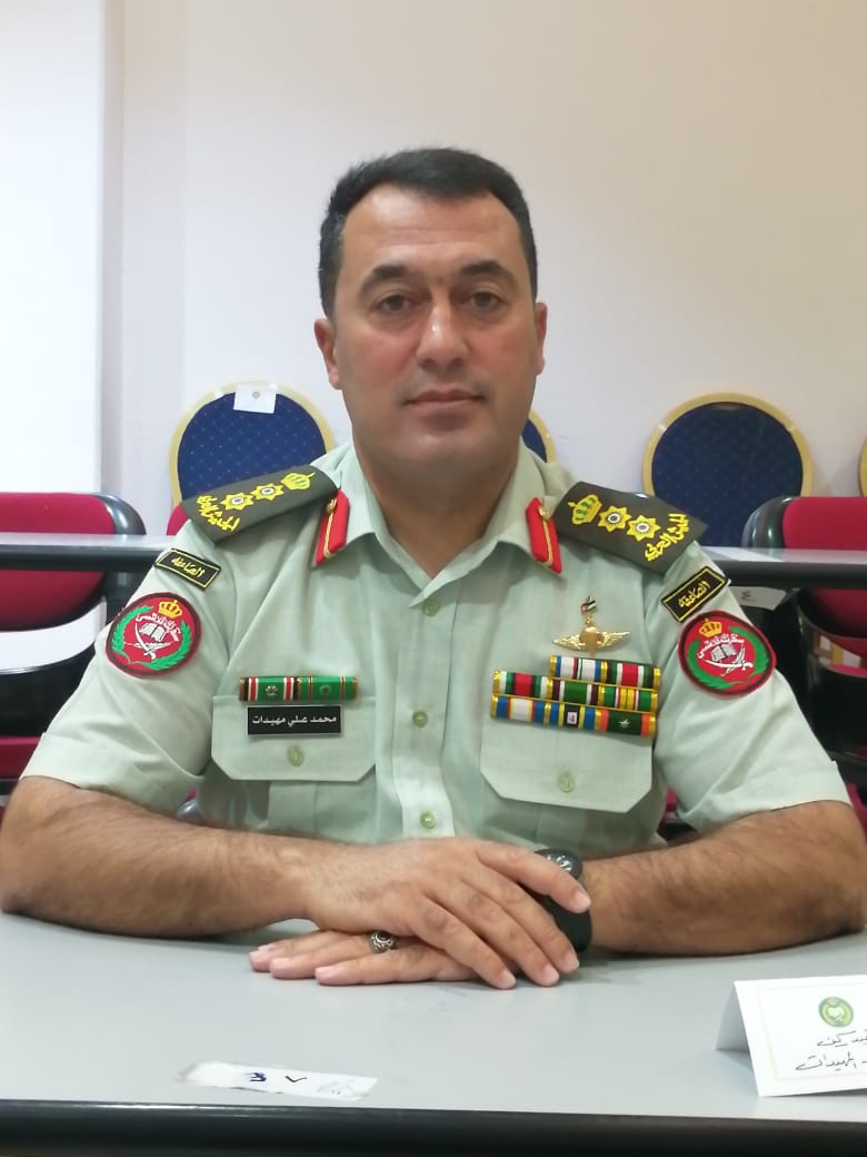 العقيد محمد مهيدات  .. مبارك التخرج 