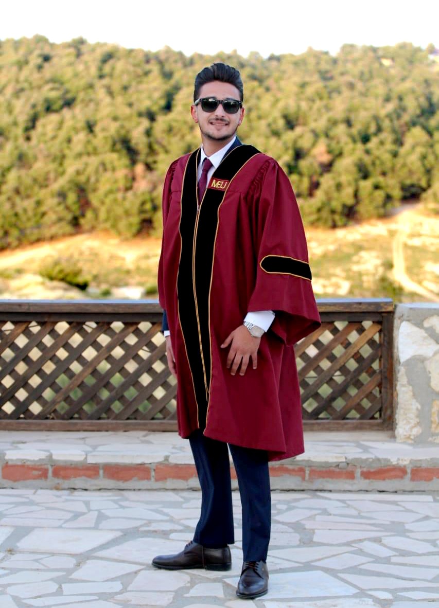 عبدالرحيم العلي مبارك التخرج