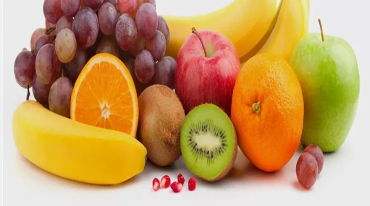 خبيرة تغذية: تناول هذه الفاكهة صباحاً يحسن المزاج ويقوي القلب ويمنح الطاقة