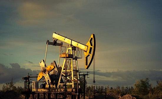 ارتفاع أسعار النفط الخام لأعلى مستوى في شهرين