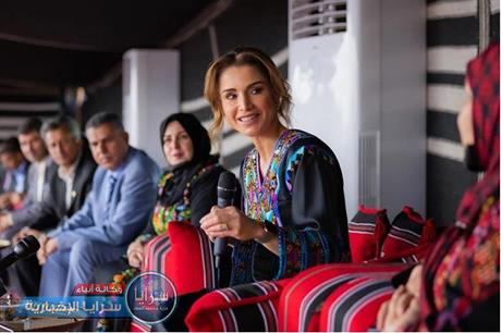 الملكة في مضارب "قبيلة السرحان"