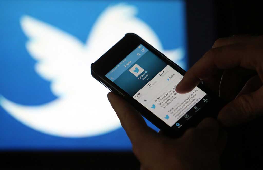 انتبهوا ..  ثغرة أمنية في تويتر تعرض 5.4 ملايين حساب للاختراق
