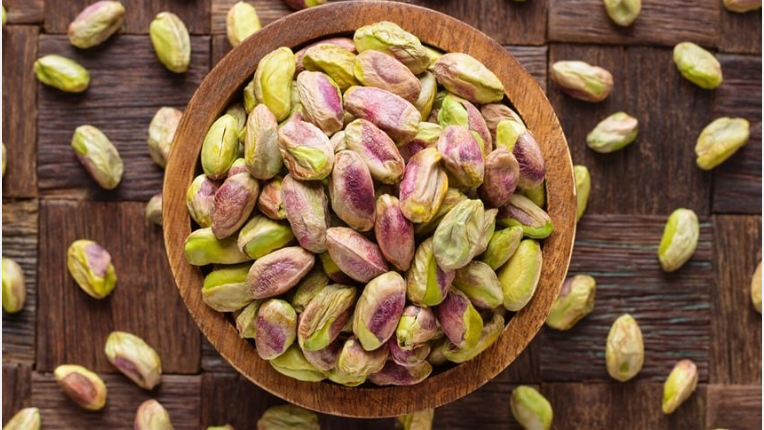 10 أطعمة غنية بالألياف تساعد على إنقاص الوزن
