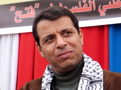 دحلان نائباً لعباس
