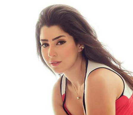  بالصور ..  ايتن عامر حزينة على نيللي كريم بعد خيانة أحمد فهمي
