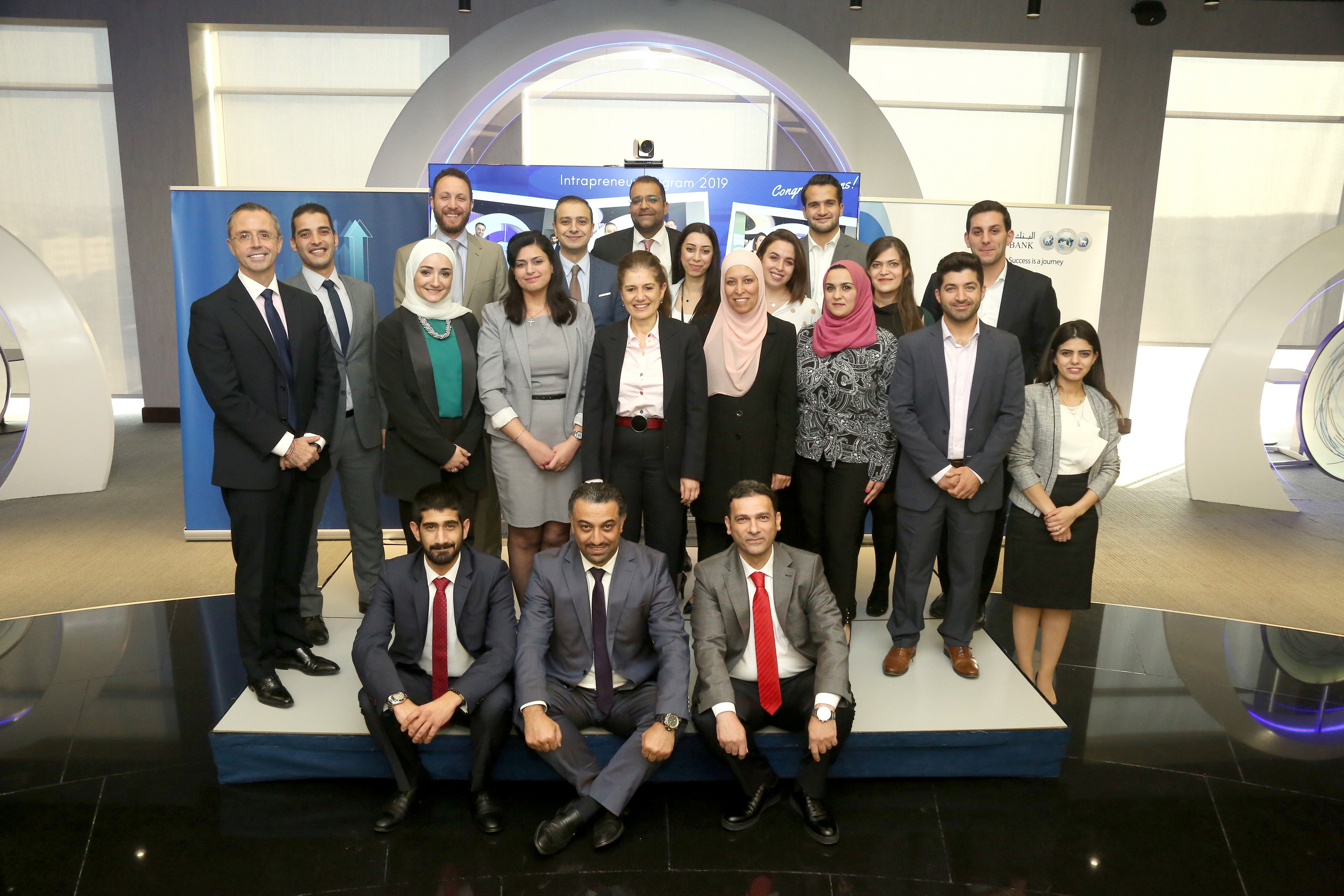البنك العربي يختتم جولة جديدة من برنامجه الداخلي للابتكار في مجال التكنولوجيا المالية (الفينتيك) 