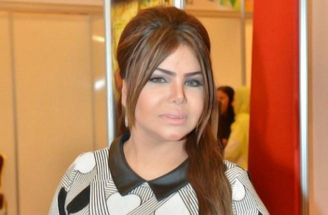 بالفيديو  ..  شاب يحتضن فنانة كويتية يثير الجدل .. ويدفعها للرّد على منتقديها ! : "متى تموتون"