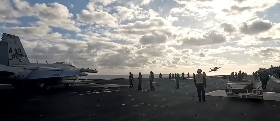  طهران تحذر ..  مراكز الدعم اللوجستي لـ “جيرالد فورد” أهداف محتملة