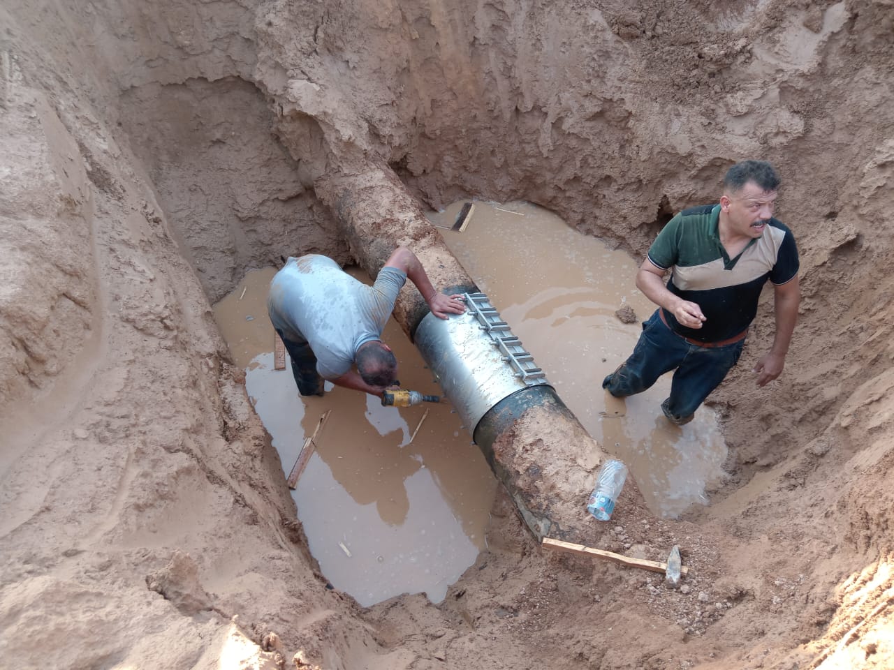 إصلاح عطل فني أصاب خط مياه رئيسي في العقبة