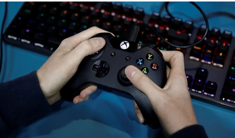 مايكروسوفت تراهن على الذكاء الاصطناعي لقيادة إكس بوكس بعد رحيل مسؤوليه