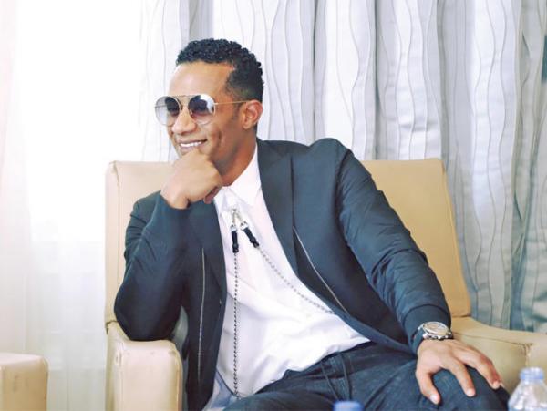 محمد رمضان يشعل مواقع التواصل في أول ظهور بعد حكم حبسه