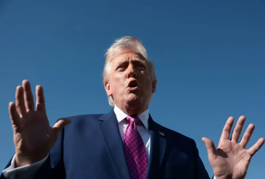 ترامب: لحظة توقيع الاتفاق مع إيران سينتهي الحصار