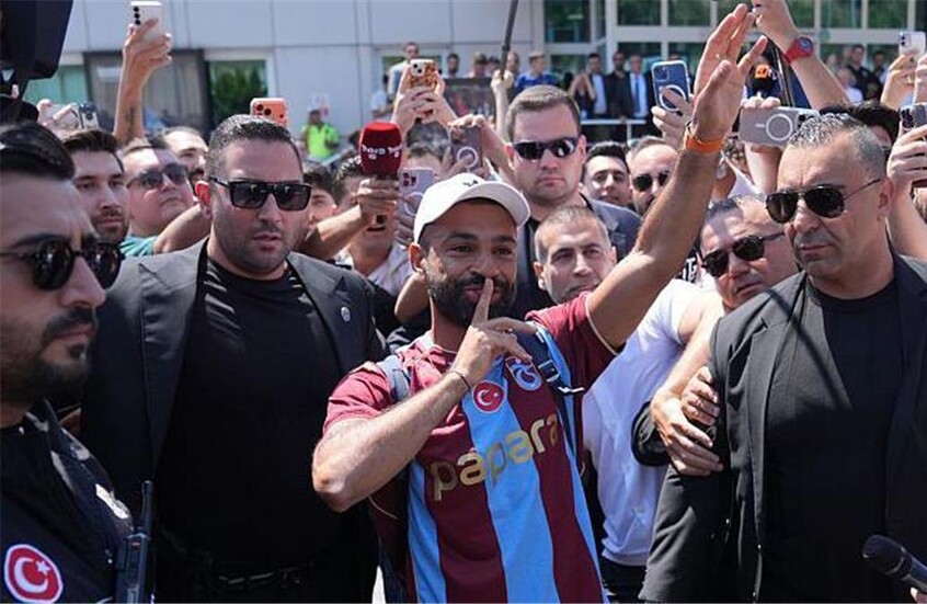 "سحر" محمد صلاح يغزو العالم ..  إذاعة مباريات طرابزون سبور في 40 دولة